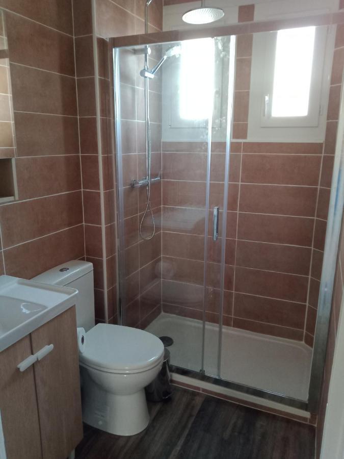 Appartement F2 Meuble Centre Ville บรีฟ-ลา-เกยยาร์ด ภายนอก รูปภาพ